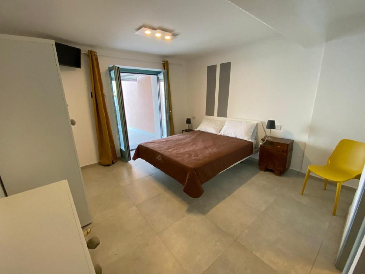 Stone On The Lake Baveno Exterior photo